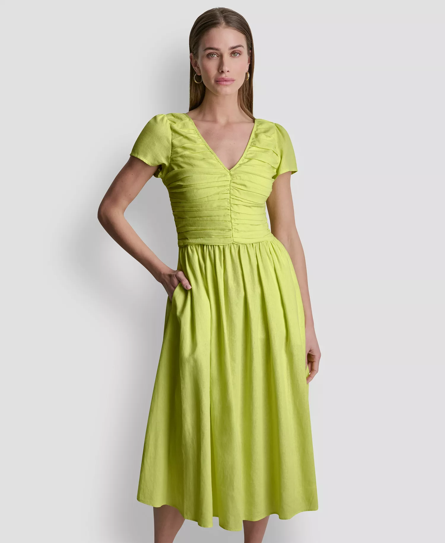 mni-019aa36956e11742c422f2c97706c6f4 Women's V-Neck Puff-Sleeve Dress