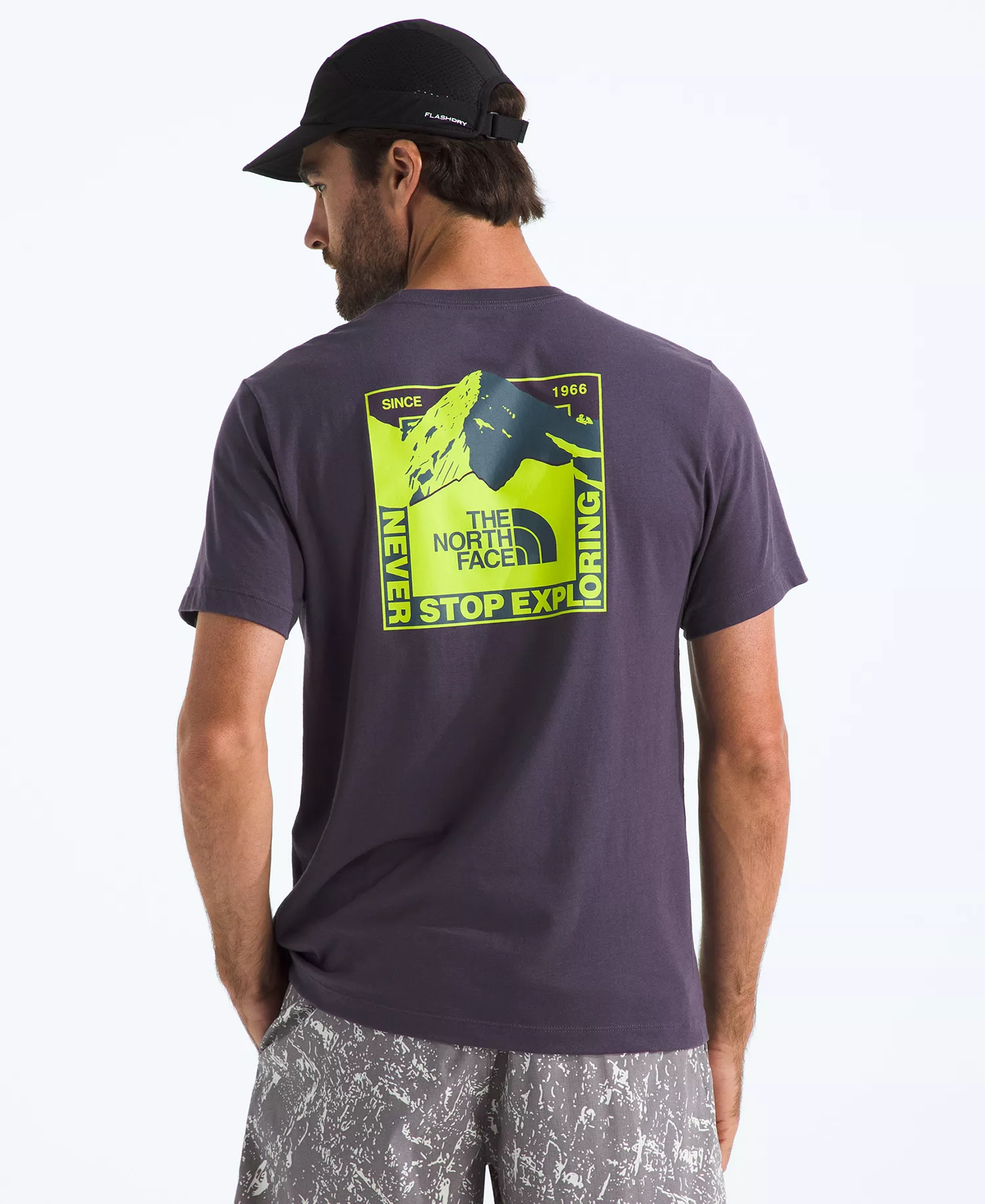 mni-0ac228114004405cb05e2a5a286a17e3 Men's Mountain Scape Short-Sleeve T-Shirt