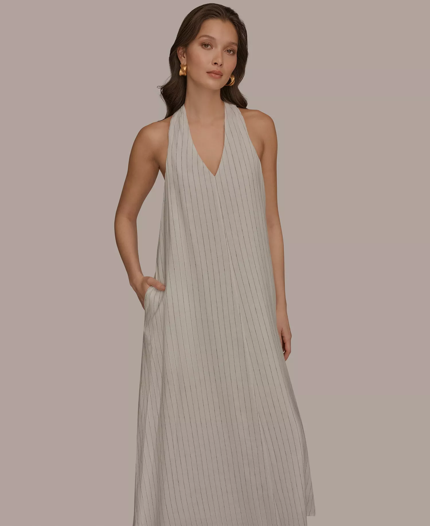 mni-0c0e9c1eaa1c1f15cd14e5739fc7c0fc Women's V-Neck Midi Dress