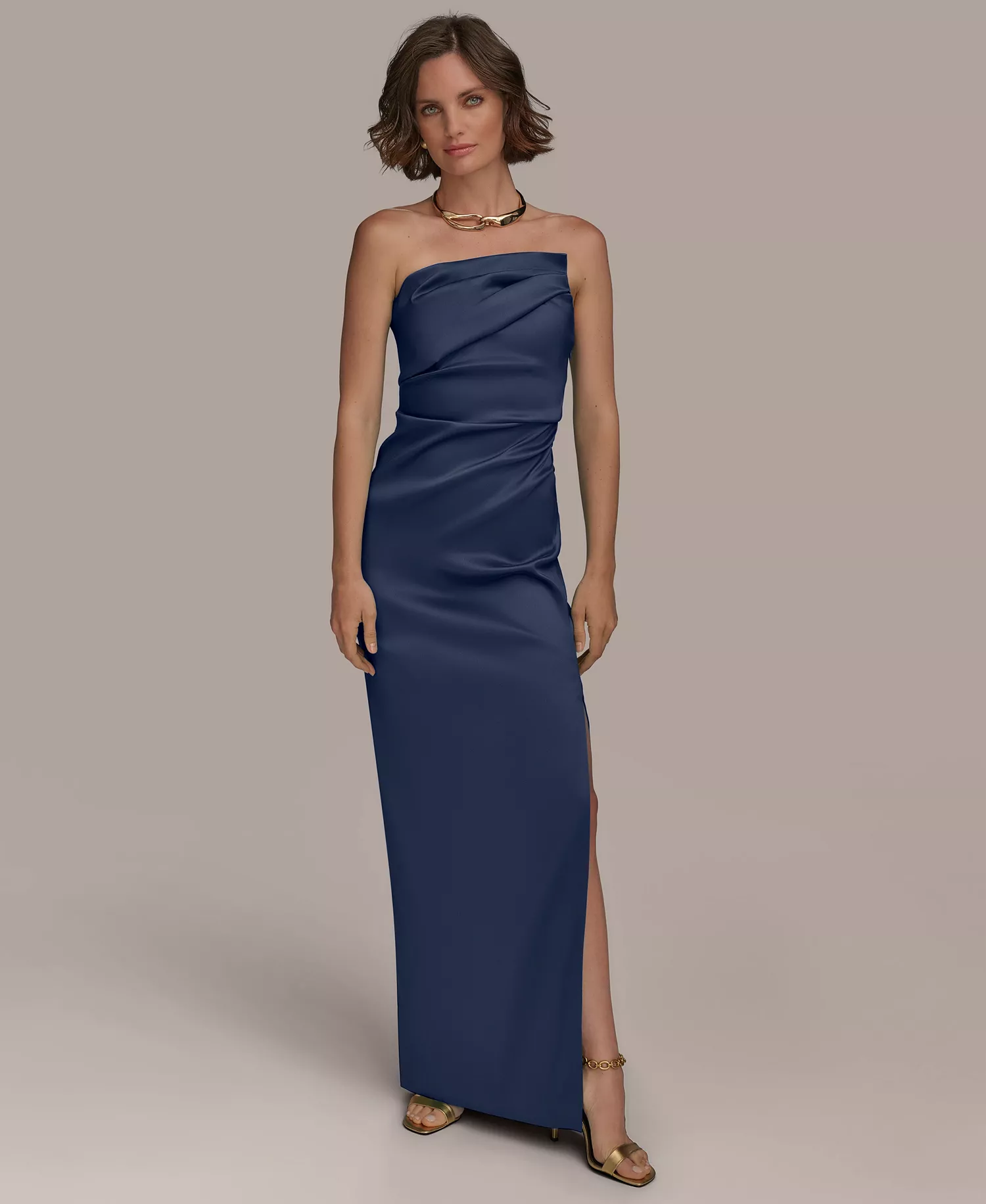 mni-0eff5202cc3eb005d18260fcc7c5ba7c Women's Ruched Strapless Gown