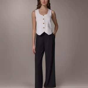 Petite Scoop Neck Sweater Vest