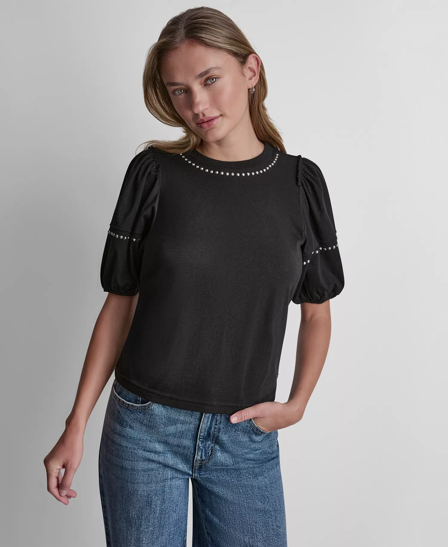 mni-2514f37440993a8ae19c609d852472f6 Women's Dome Studs Mini Sleeve T-Shirt