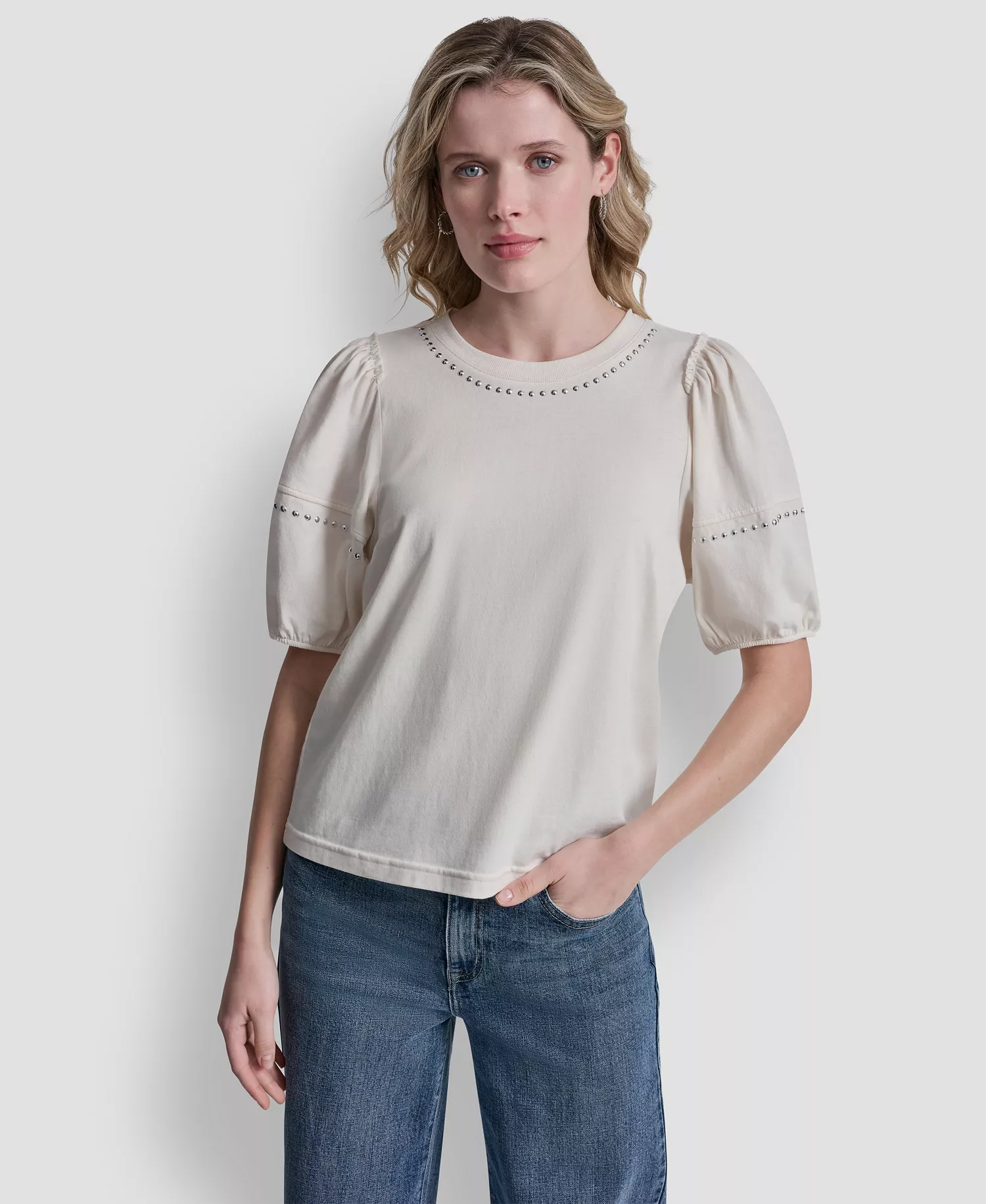 mni-2b598384281ee4f814718c5044e19f08 Women's Dome Studs Mini Sleeve T-Shirt — изображение 3