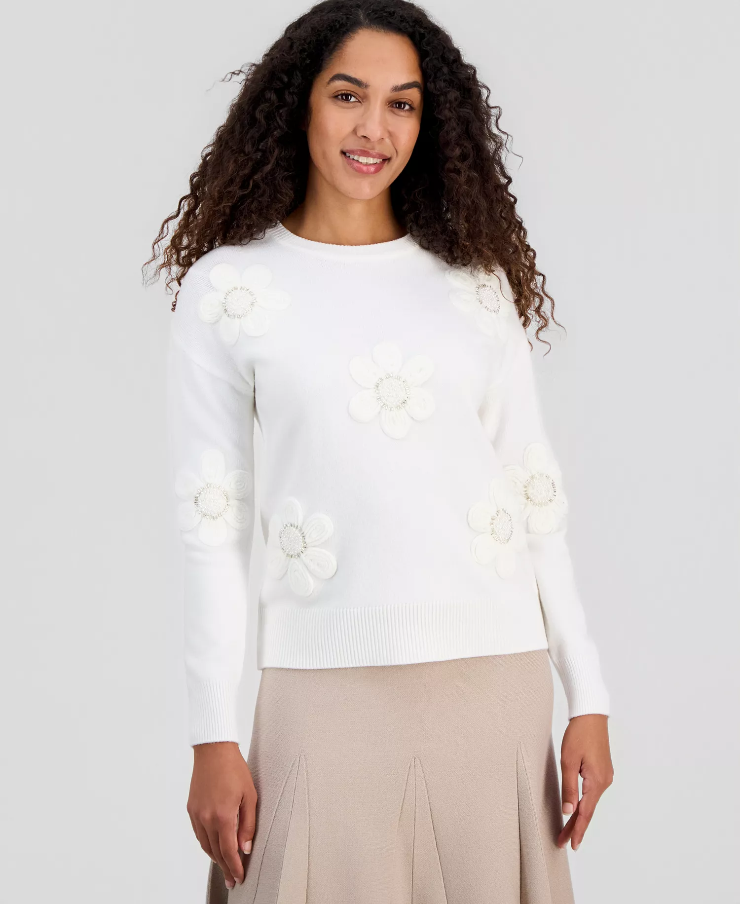 mni-319d9095c0823ee6027cf47ecd416851 Women's Dimensional Flowers Crewneck Sweater