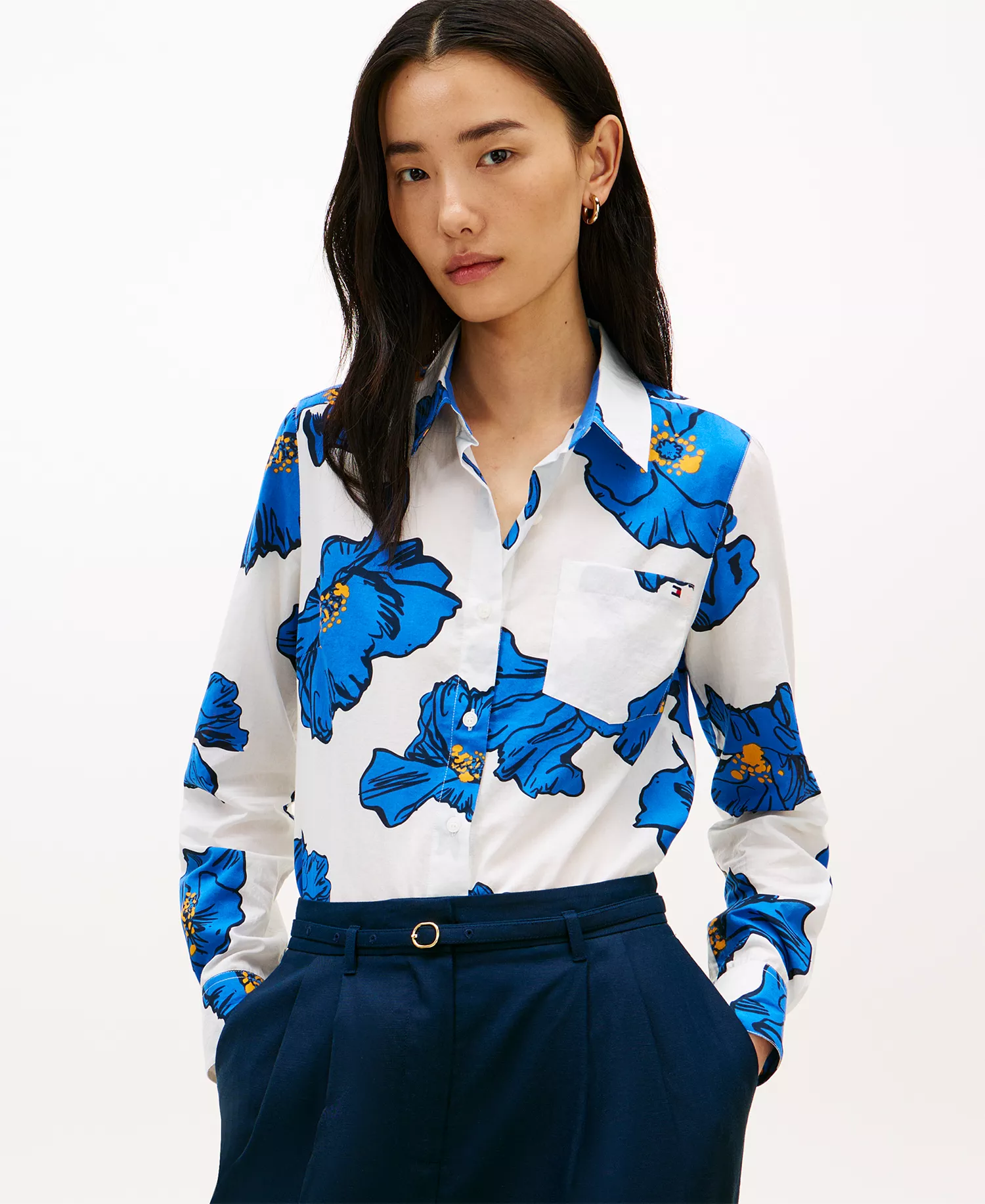 mni-338513ee1ad8fcf412820dac3289672f Women's Printed Button-Front Roll-Tab Shirt