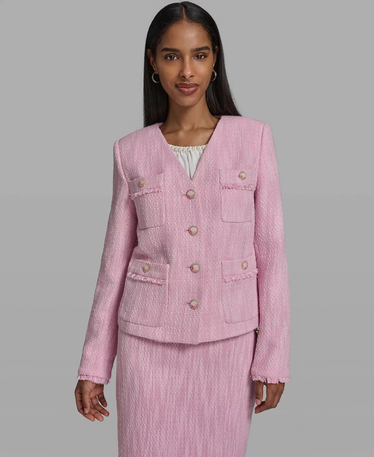 mni-33f66749d9d2b5daaa57be14ab6e2ee8 Women's V-Neck Woven Cropped Jacket