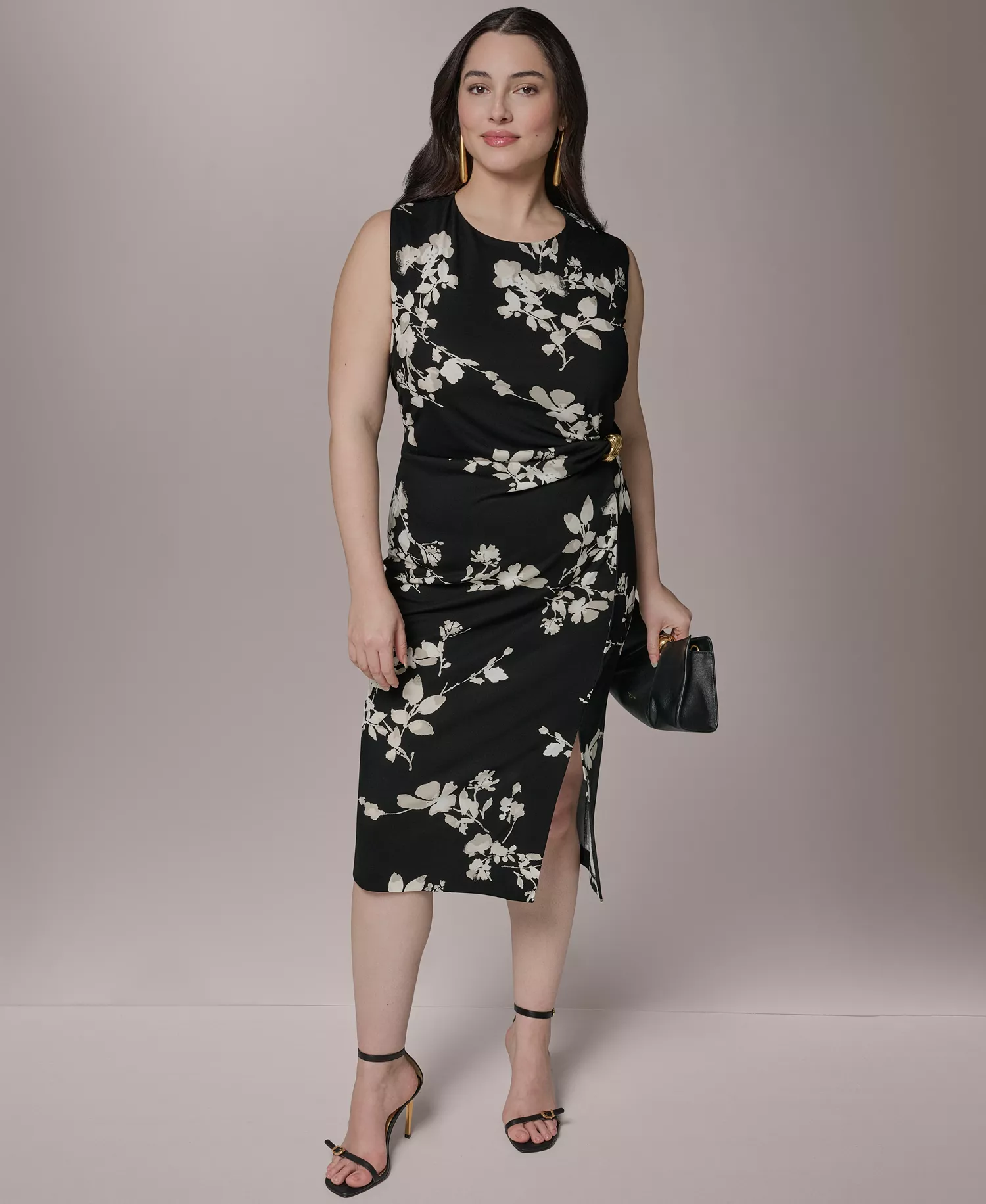 mni-367217accfb0f01fad775cc894a22bf2 Plus Size Sleeveless Side Ring Sheath Dress