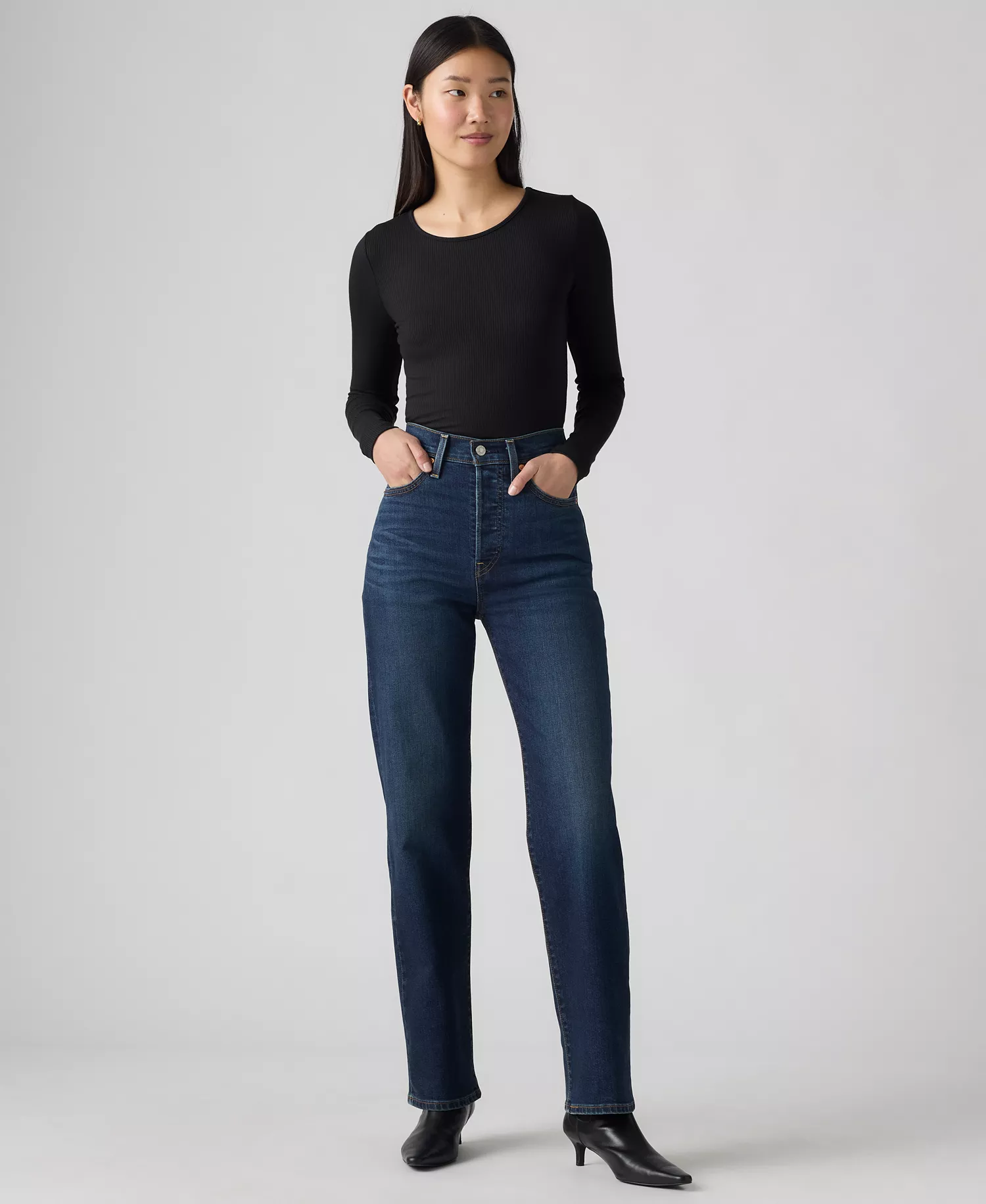 mni-3c6adf4d28c9e08f69edc9cccfe7b2c5 Women's Ribcage High-Rise Straight-Leg Jeans — изображение 5
