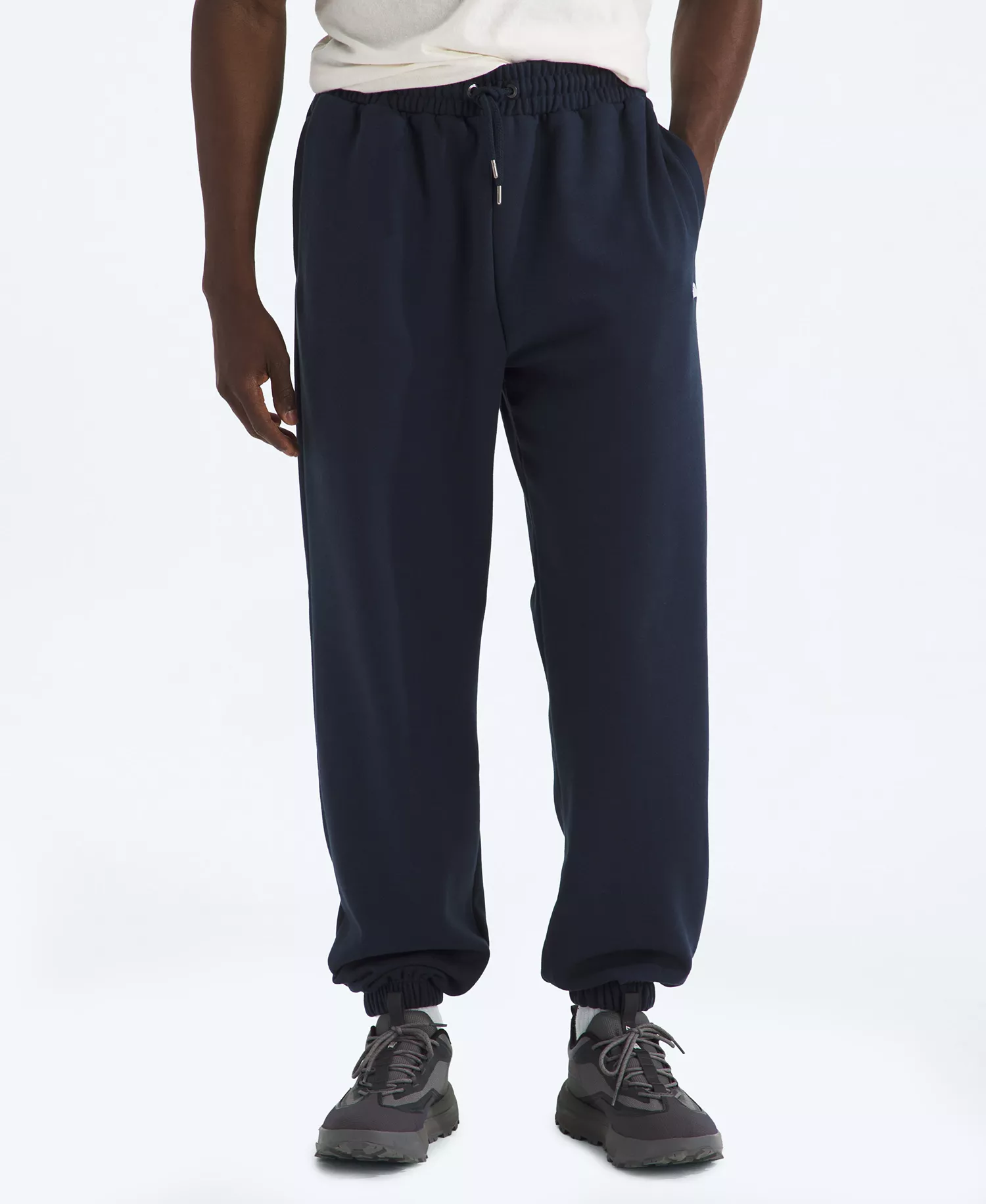 mni-42bc9141d5136dd5b7c0b222a790c024 Men's Essential Simple Dome Regular-Fit Pants