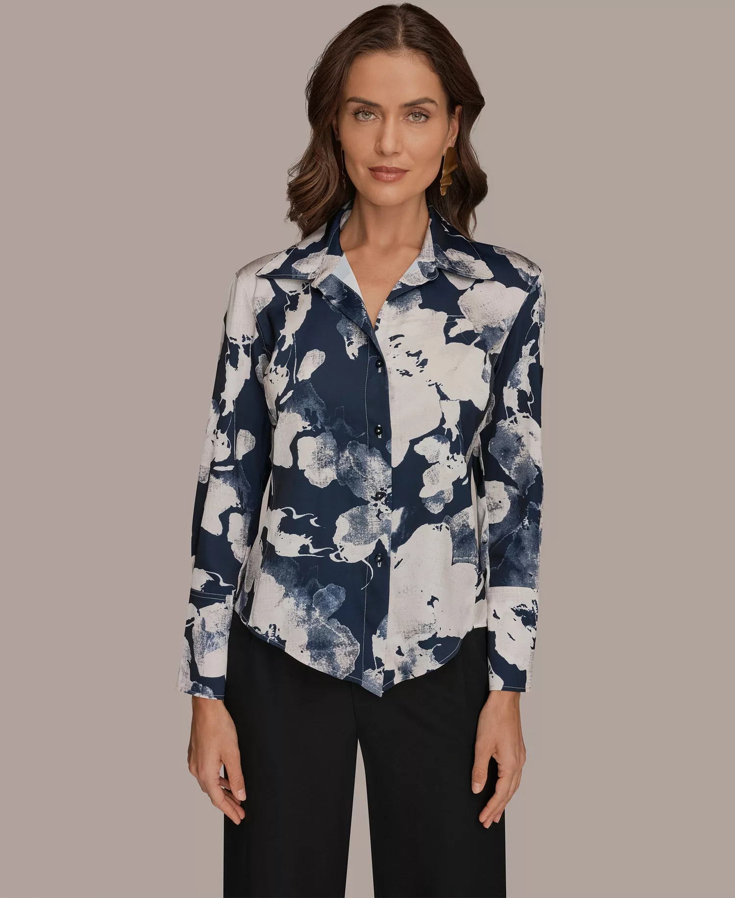 mni-4886fa59b82c08c38321bee328926307 Petite Collared Neck Long-Sleeve Shirt