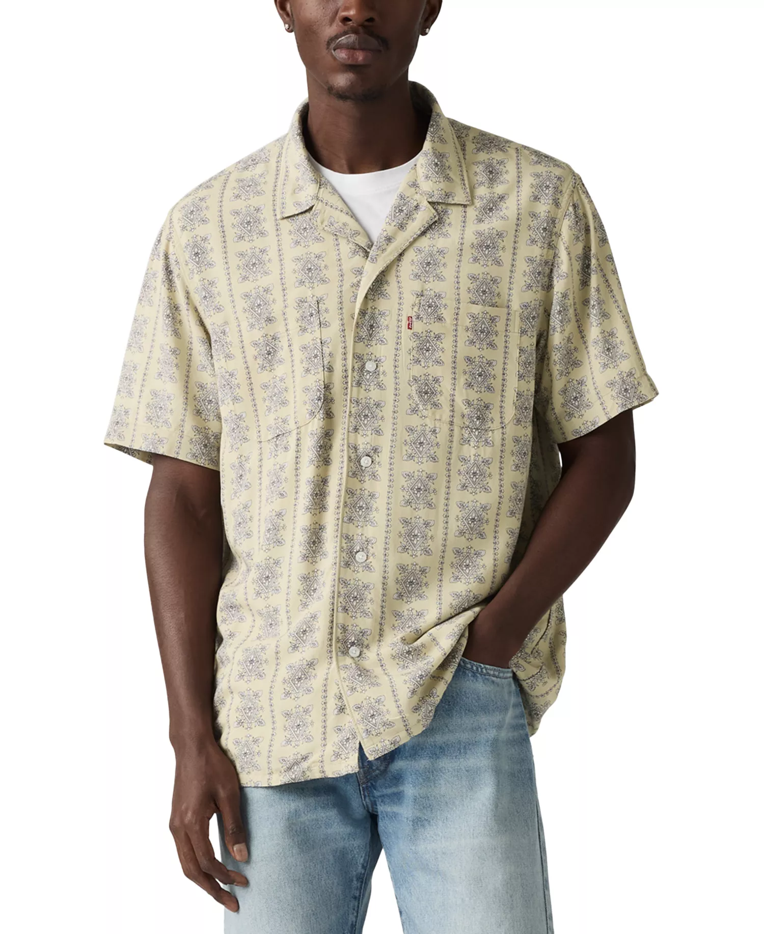 mni-4aaec921512aaa3fb65afaa82e0c7c33 Men's Relaxed-Fit Camp Collar Shirt