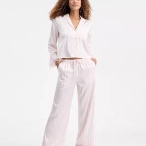 Women's Long-Sleeve Lace Trim Boxy Satin Notch Set, Created for Macy's