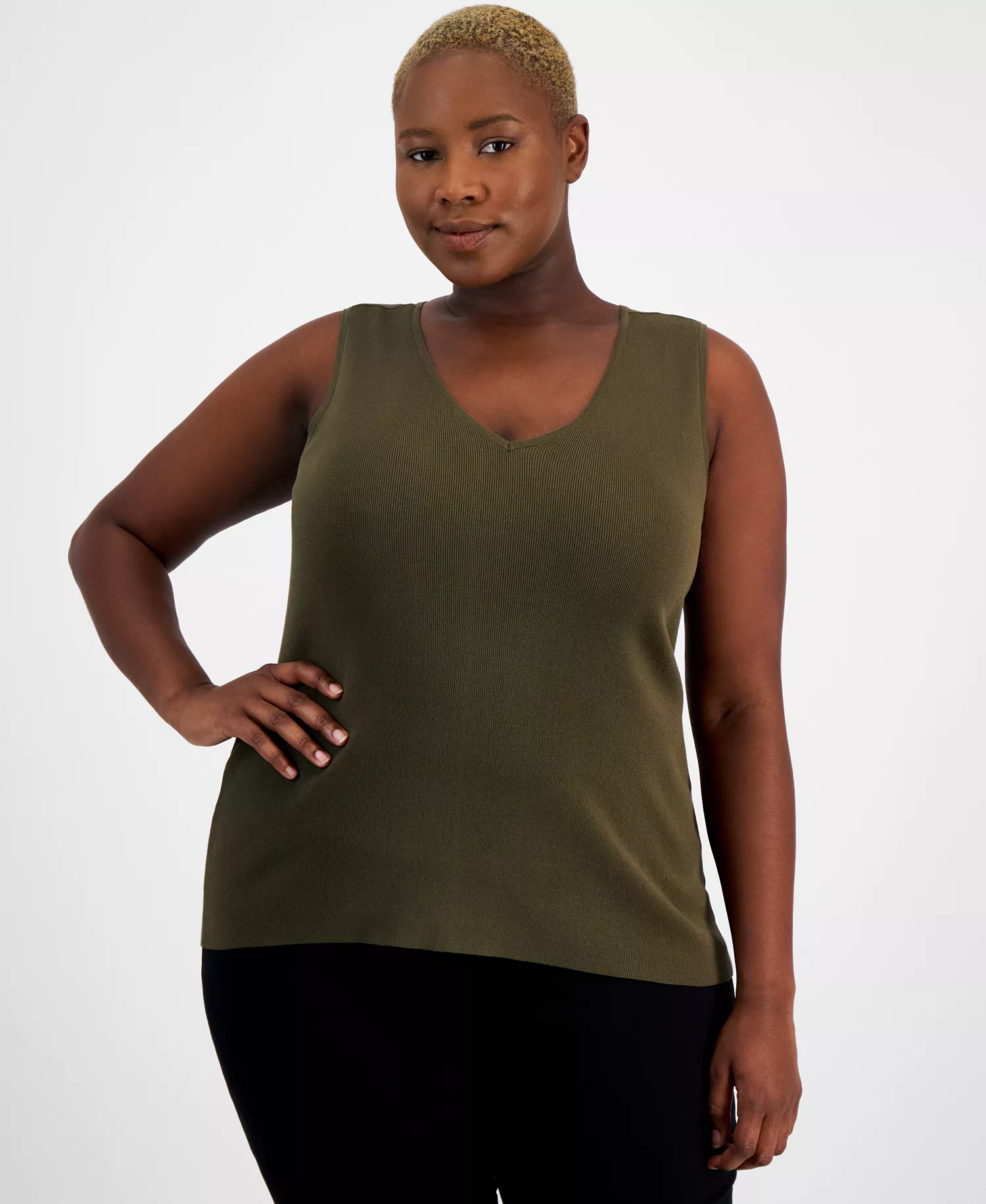 mni-694469a1ecd7b4da942ea3453e0877ff Plus Size V-Neck Sleeveless Tank Top