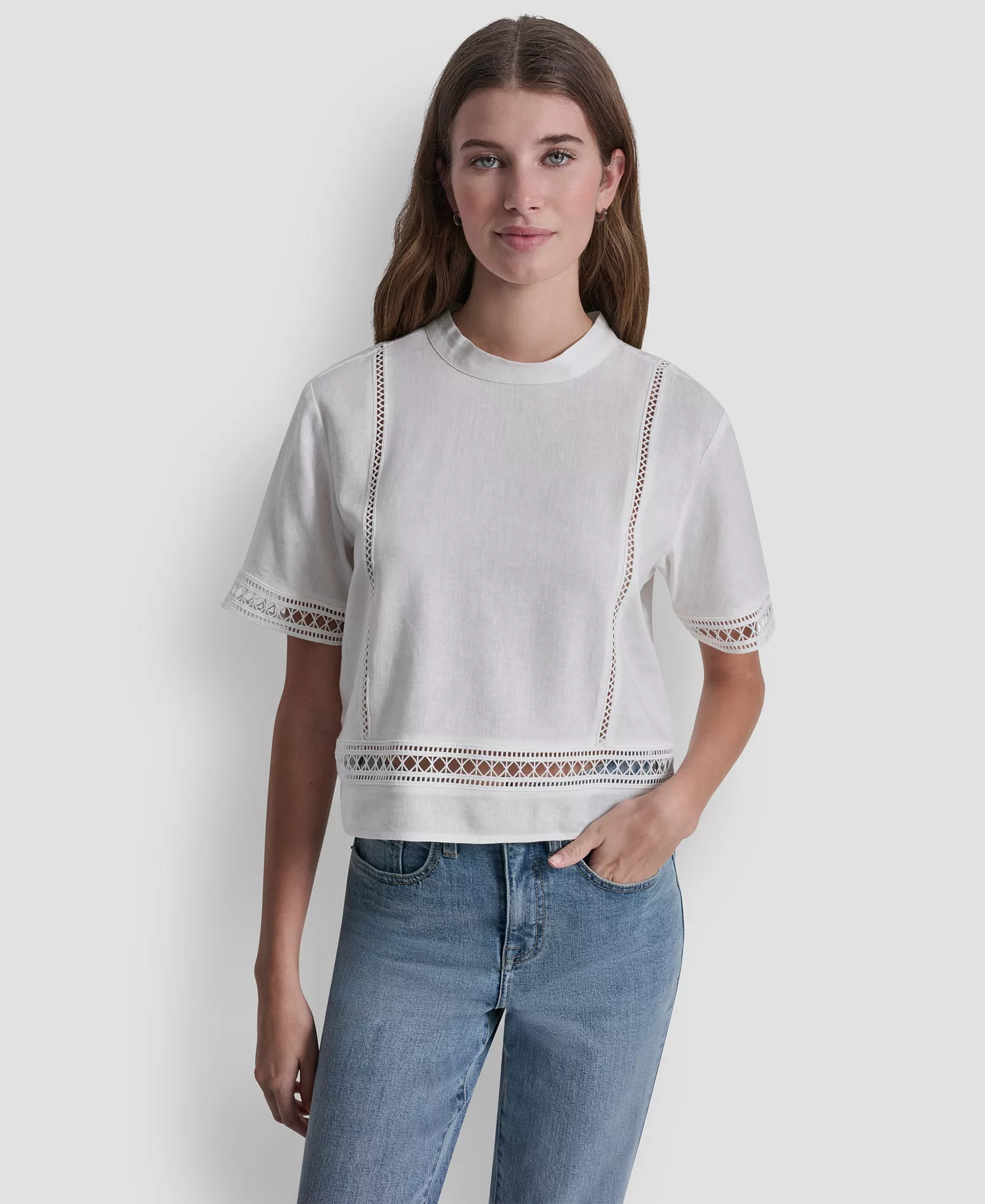 mni-6e11e1ccf0efb0f1321c4ddd0e9cacc0 Women's Crewneck Linen-Blend Short-Sleeve Top