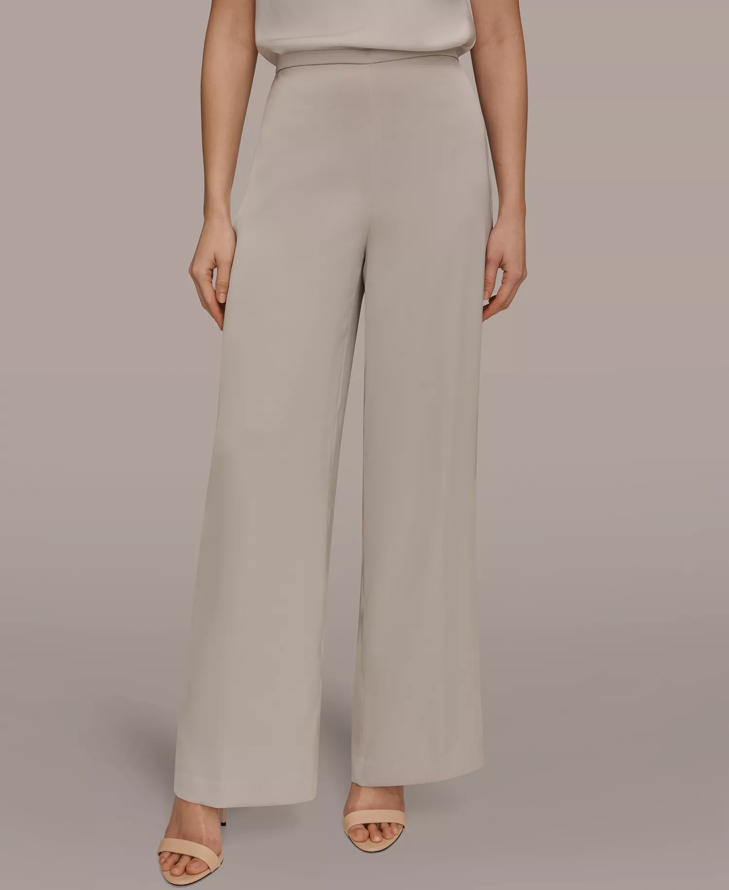 mni-6fc82f9188d108a0edb2a7df81f39a6d Women's Wide-Leg Pull-On Pants