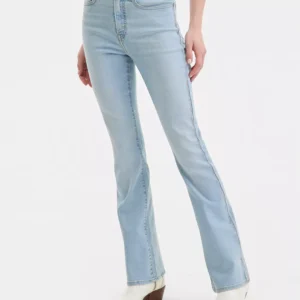 725 Rhinestone High-Waist Classic Stretch Bootcut Jeans
