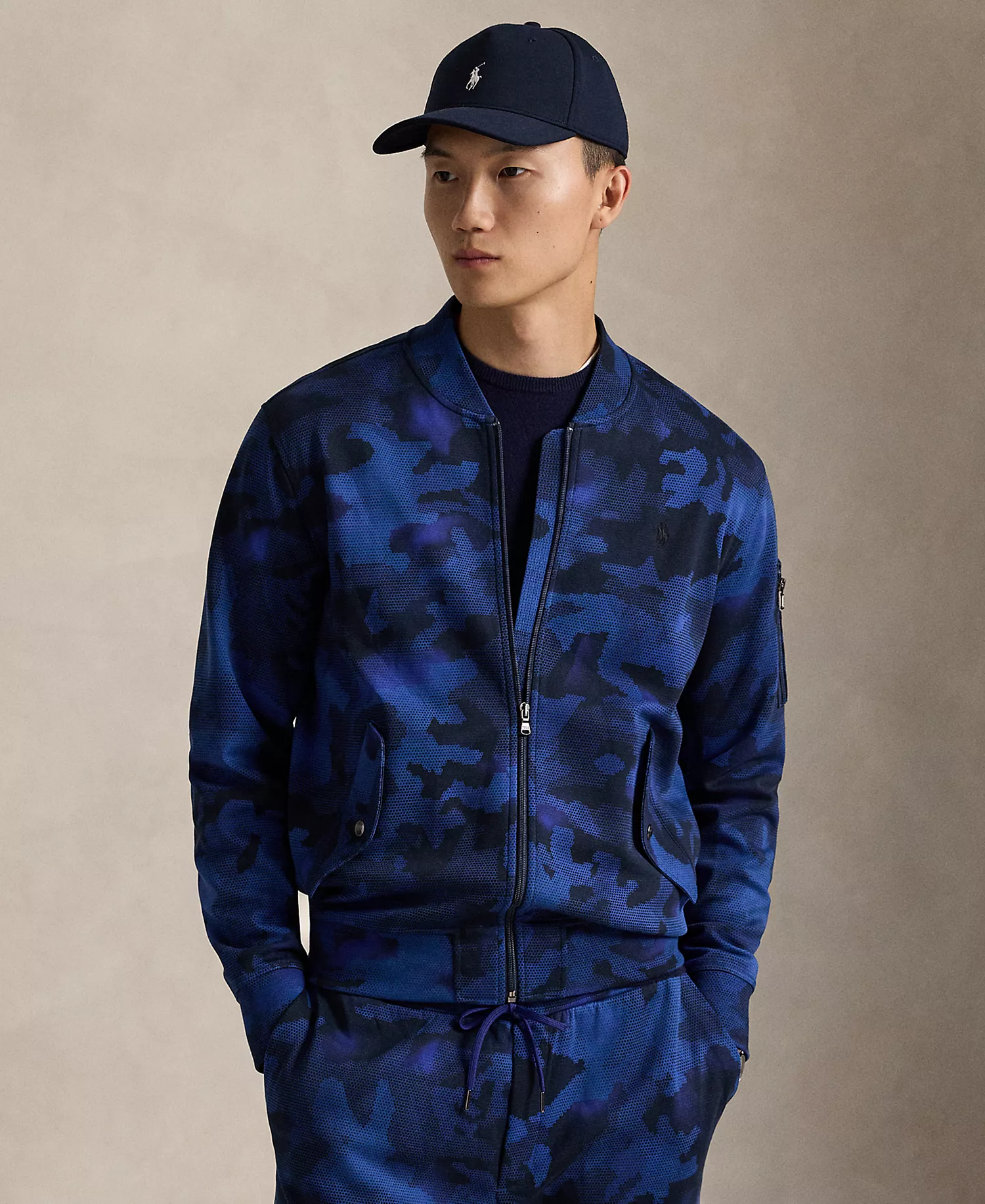 mni-7b76417c4500d1a492c6a0933172121c Men's Camo Double-Knit Long-Sleeve Bomber Jacket