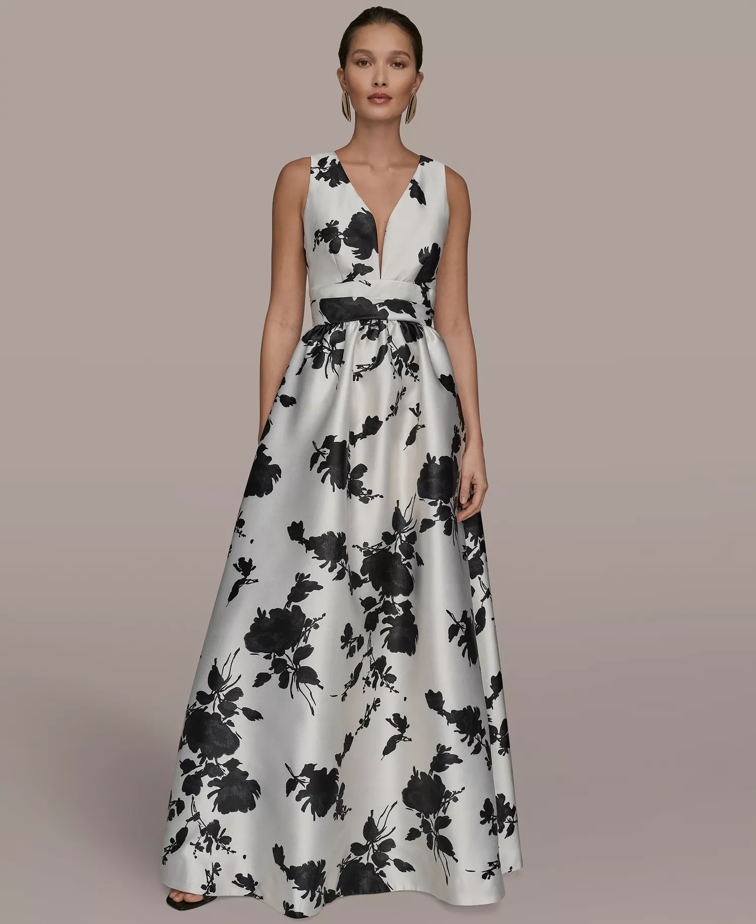 mni-7eb1ac4318e6cf2538fc1b5c9ae6bcee Women's Short-Sleeve V-Neck Floral Print Mikado Gown