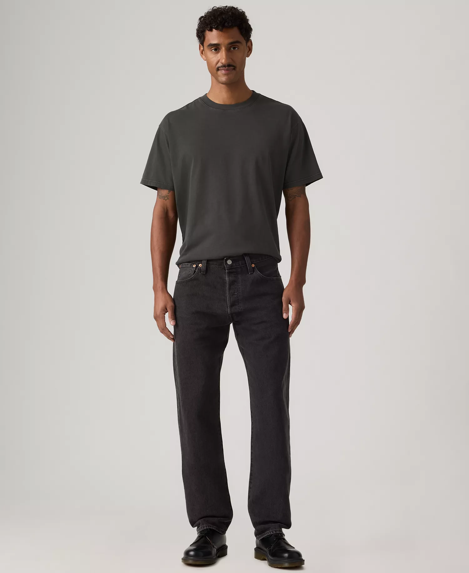 mni-824b0b181f17f0feb98738dc69065a40 Men's 501® Relaxed Jeans — изображение 5