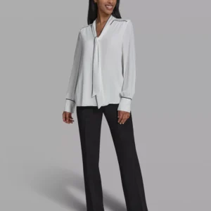 Women's V-Neck Long-Sleeve Top