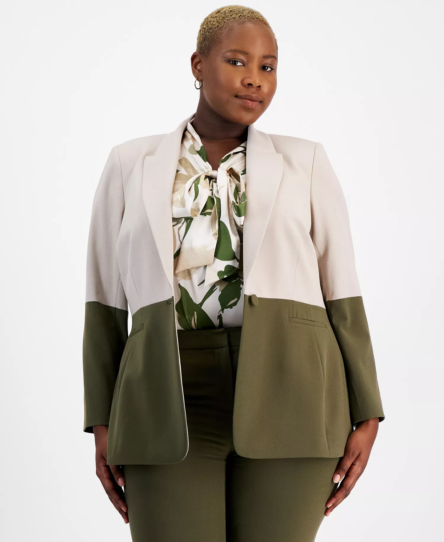 mni-89783272e177eb27d27d1cce58019ea8 Plus Size Colorblocked Boyfriend Blazer