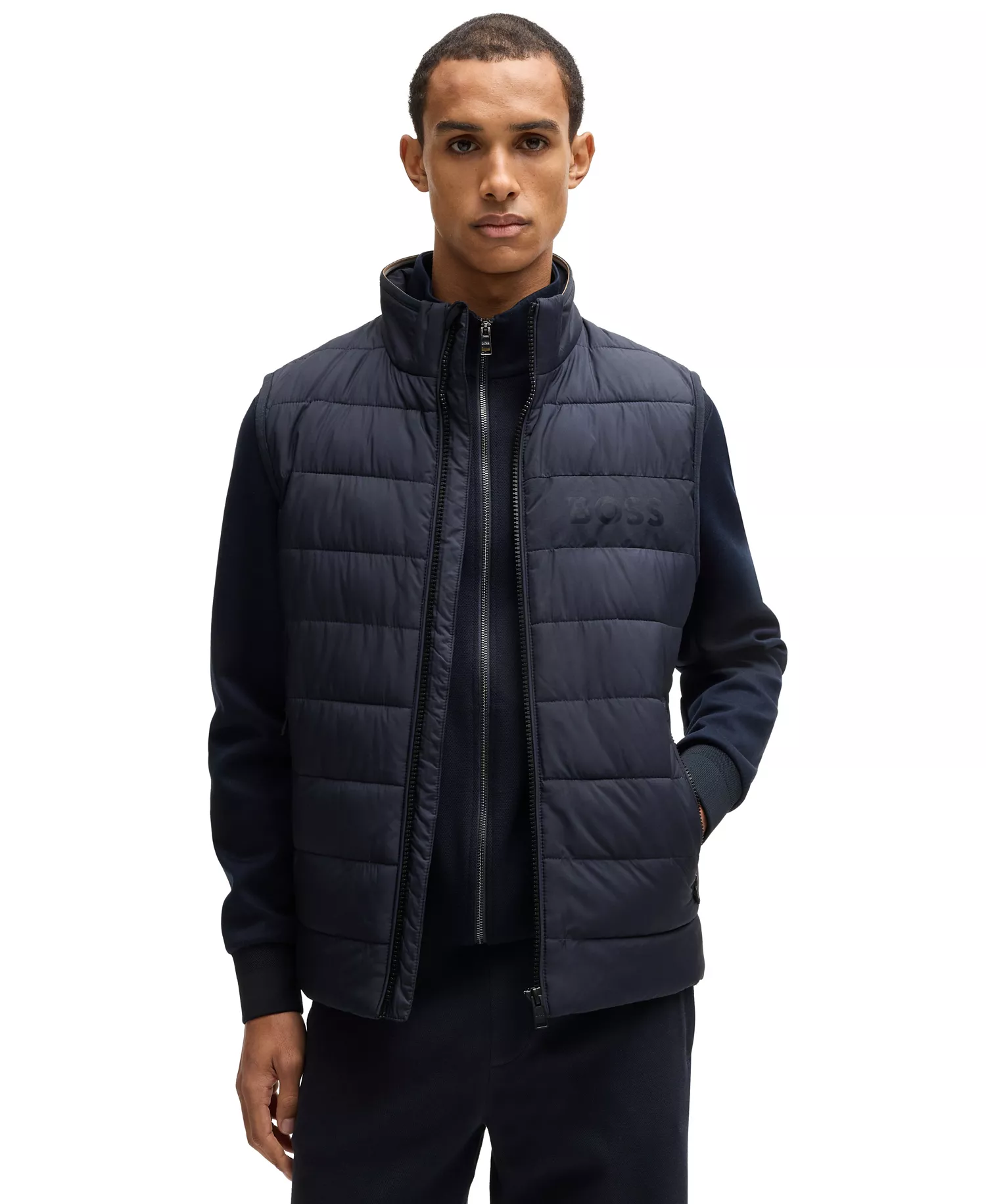 mni-8b49e3dcee871e6b2a97f8344f5de8c9 Men's Water-Repellent Tonal Logo Gilet Vest — изображение 3
