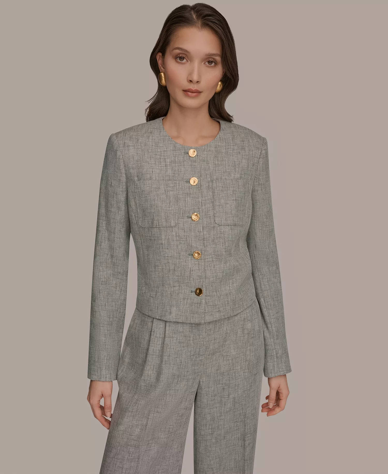 mni-8ba04a40a75a70506d838dbad542b170 Women's Button-Front Cropped Jacket