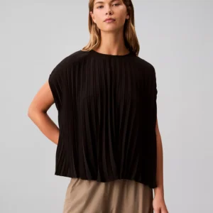 Women's Pleated Short Sleeve Top