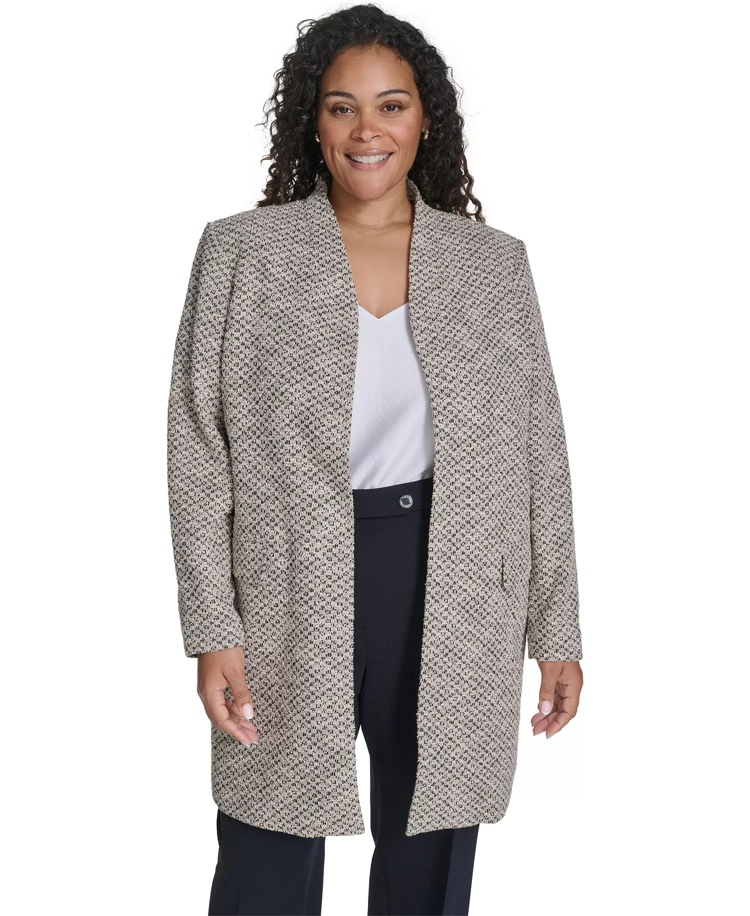 mni-951b59195e7f9a96f06d1de42854ea28 Women's Plus Size Collarless Shoulder Padded Jacket