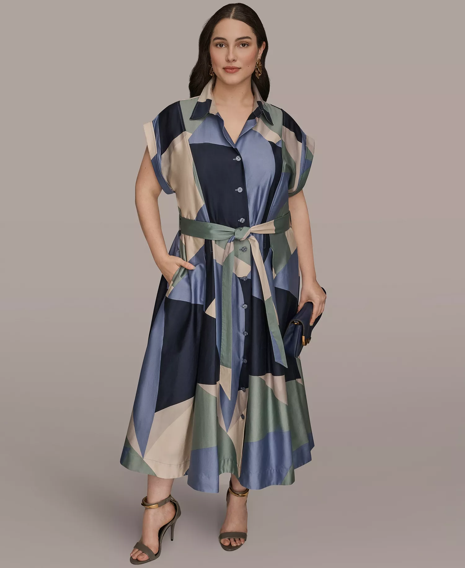 mni-97a9cbad518bd485b3168bc5b9ed19f0 Plus Size Printed Collared Shirt Dress