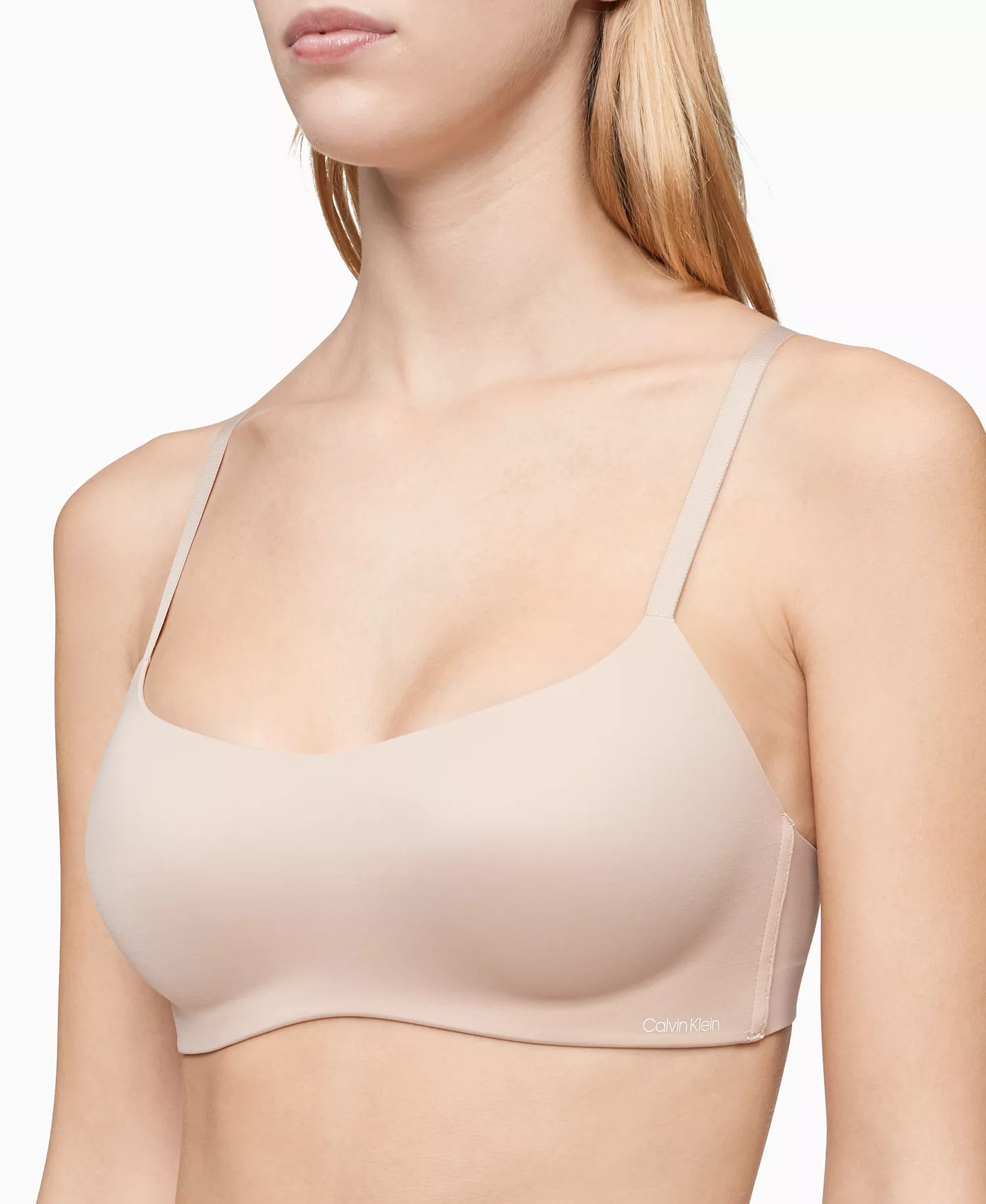 mni-9cdebbf96b94c9d2c41f5481cfa7d447 Liquid Touch Lightly Lined Bralette QF5681