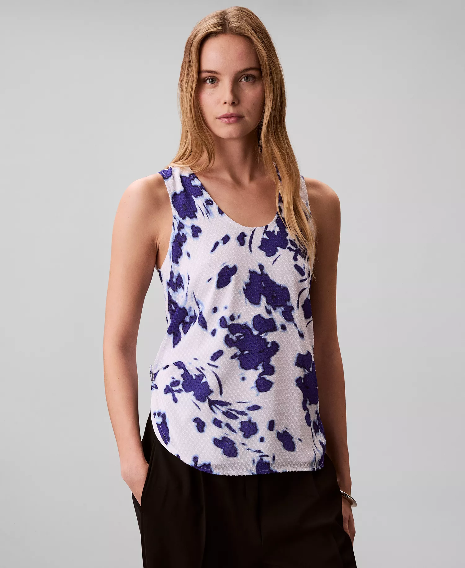 mni-a375c9e48e264b1f47ce6083121f7c45 Women's Printed Fill Coupe Scoop Neck Tank Top