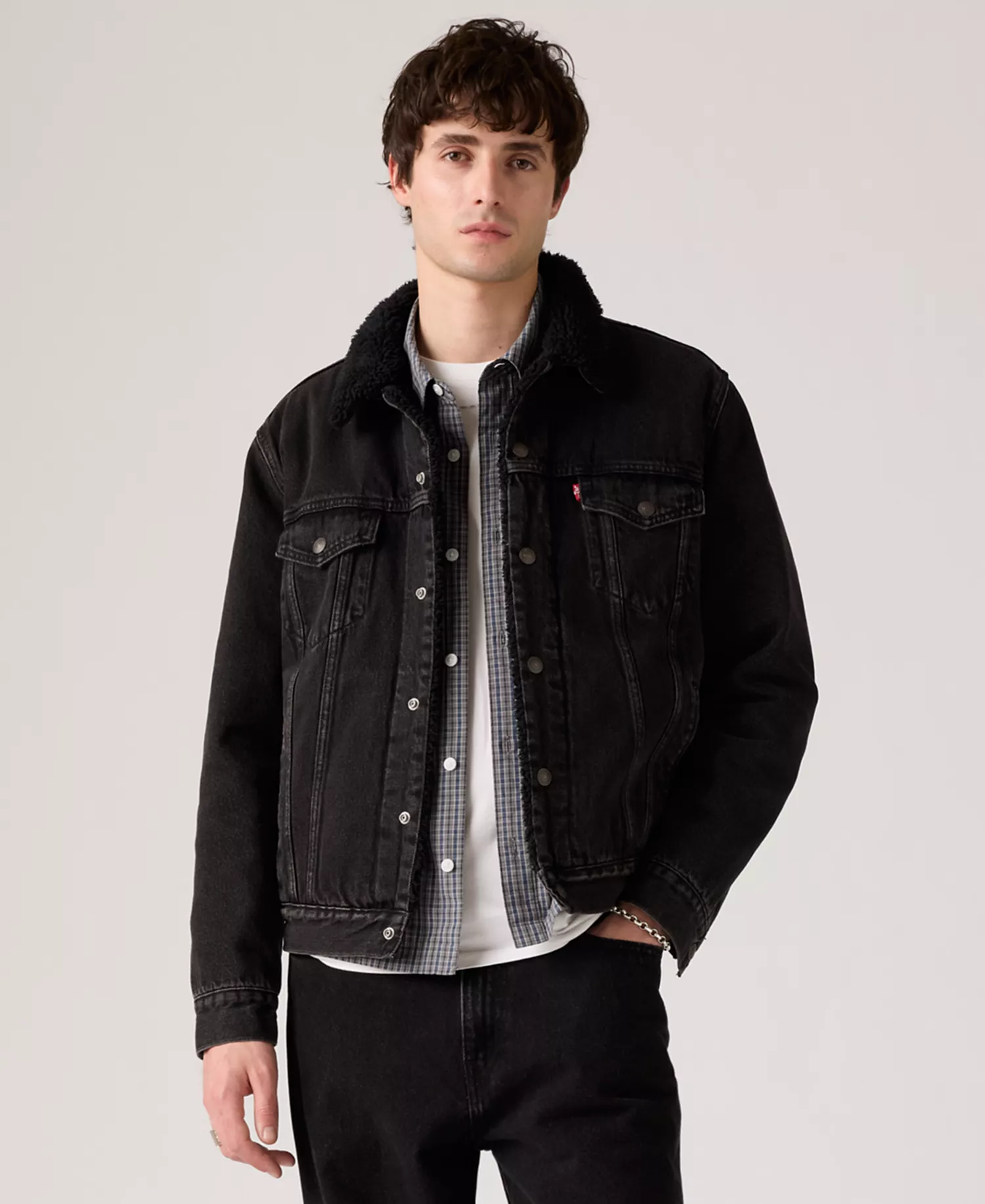 mni-a44e6a0a38484c188fe63afddd3bca5b Men's Regular Fit Sherpa Denim Trucker Jacket — изображение 3