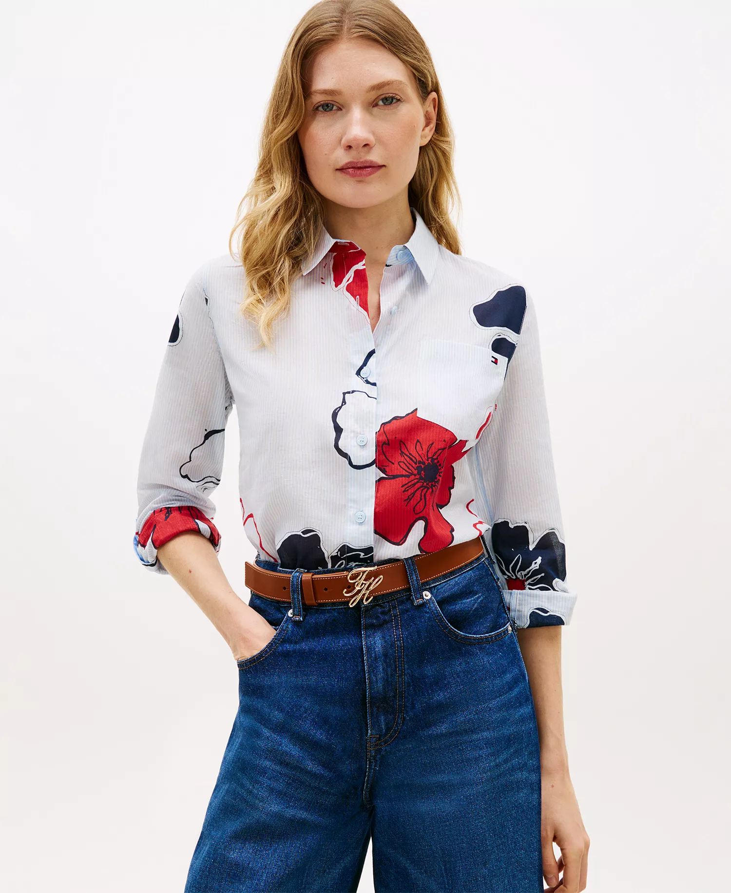 mni-b31382607c4c135eebd132120927964a Women's Printed Button-Front Roll-Tab Shirt — изображение 4