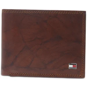 Men's Traveler RFID Extra-Capacity Bifold Leather Wallet