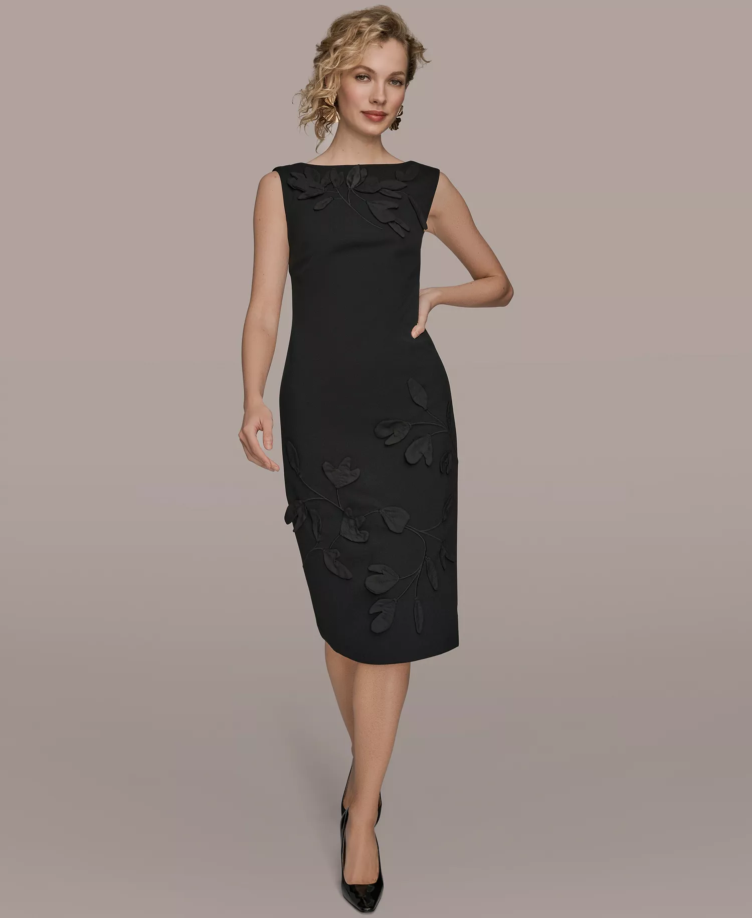mni-bd033e5985be3258783437ba5d5640ca Petite 3D Floral Detail Sheath Dress