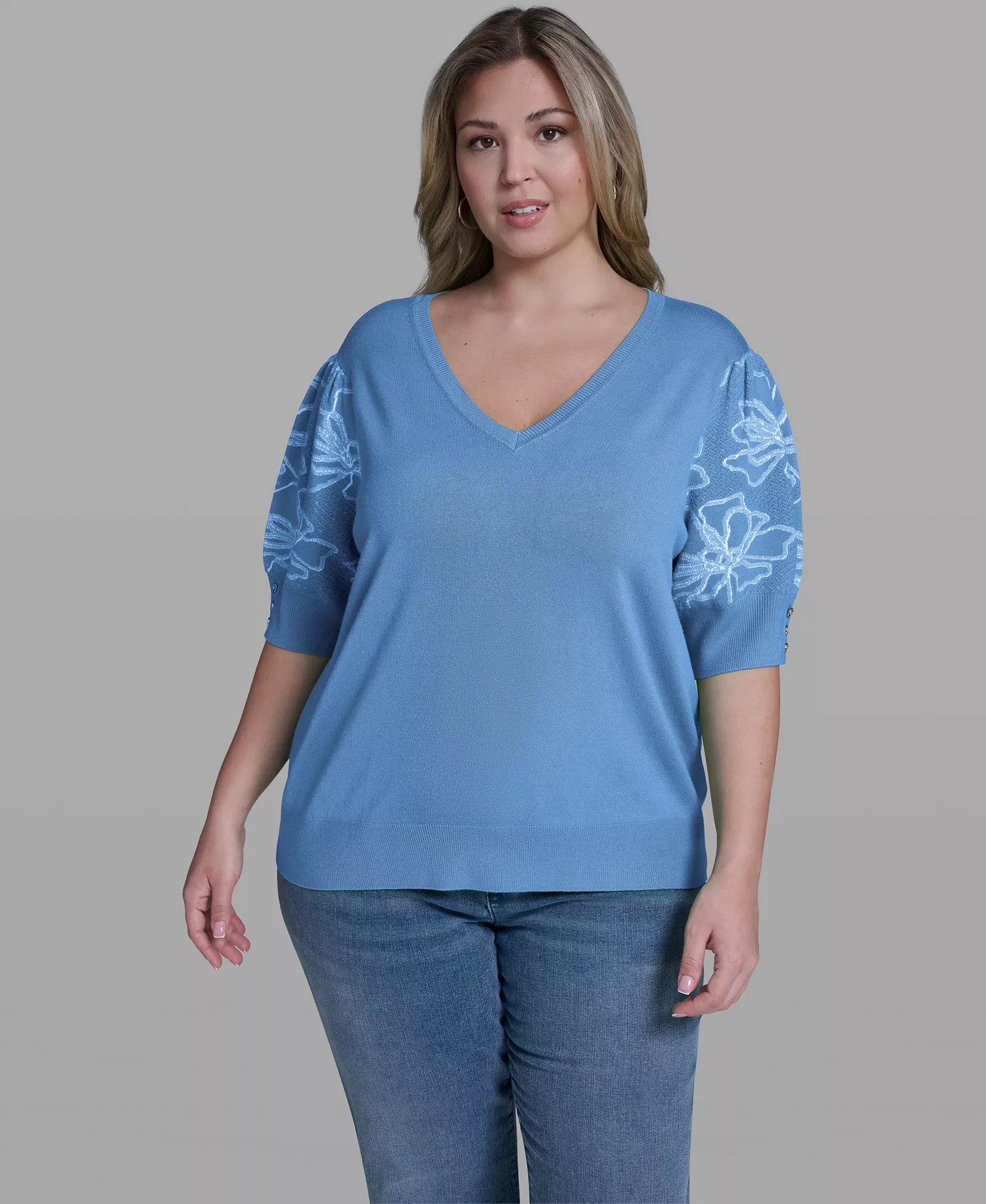 mni-c27fcd3c3bb29c33d8c169ed4622b030 Women's V-Neck Floral Embroidered Short Sleeve Sweater