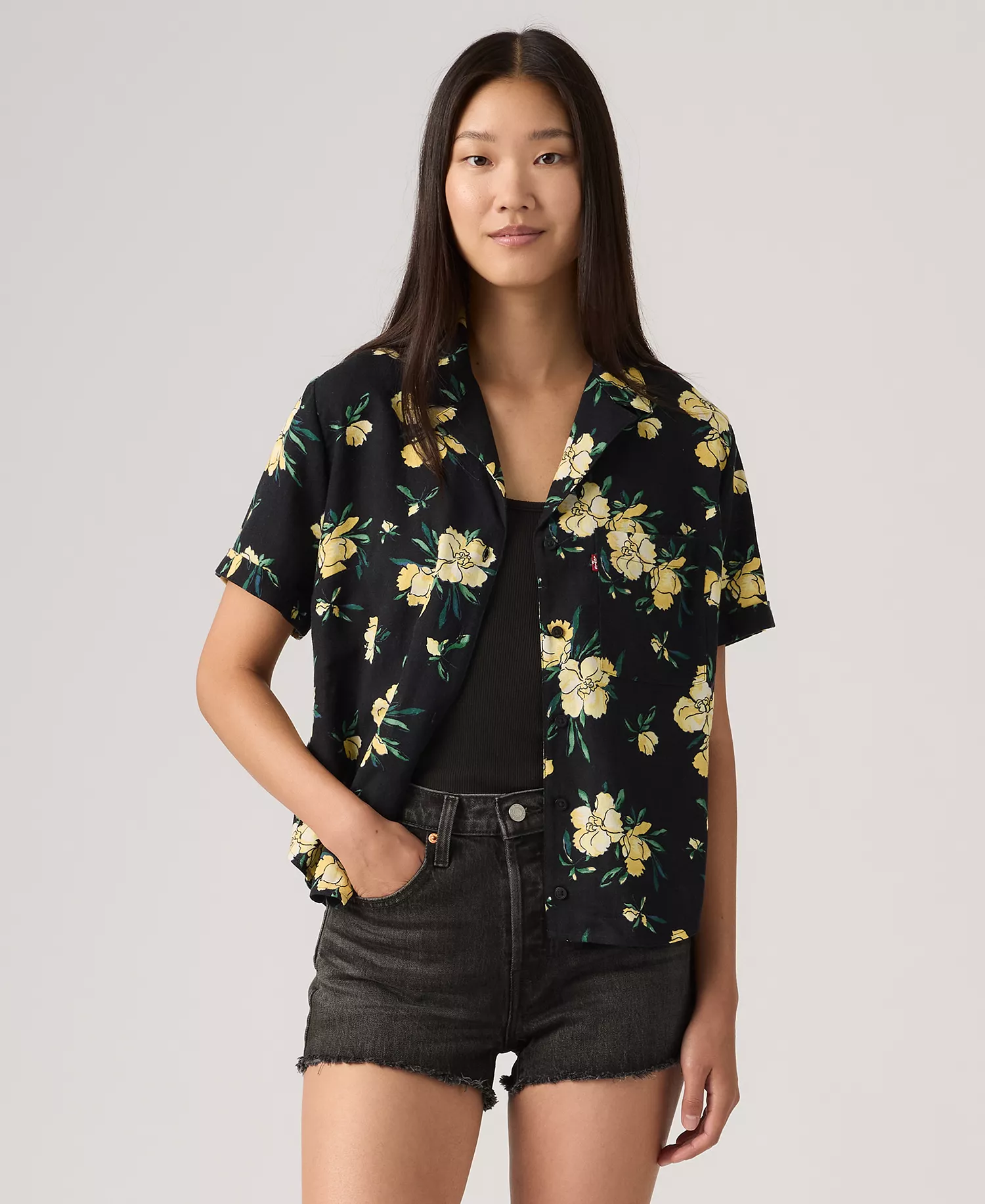 mni-c2beabfe84ce28bc2864f6ec3b3e273e Women's Bennie Short-Sleeve Camp Shirt