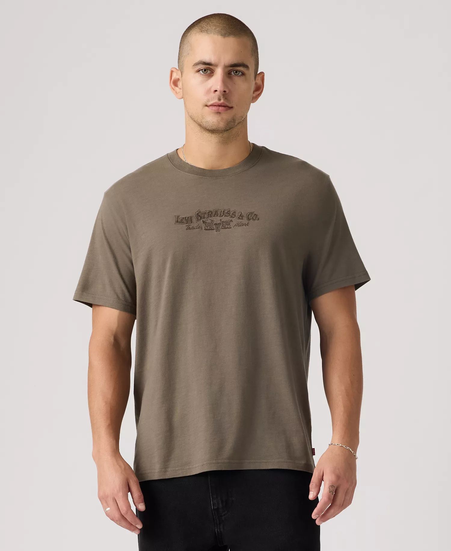mni-c7eb72af97d4df2e17d125bc38532c7b Premium Men's Relaxed-Fit Logo Graphic T-Shirt — изображение 6