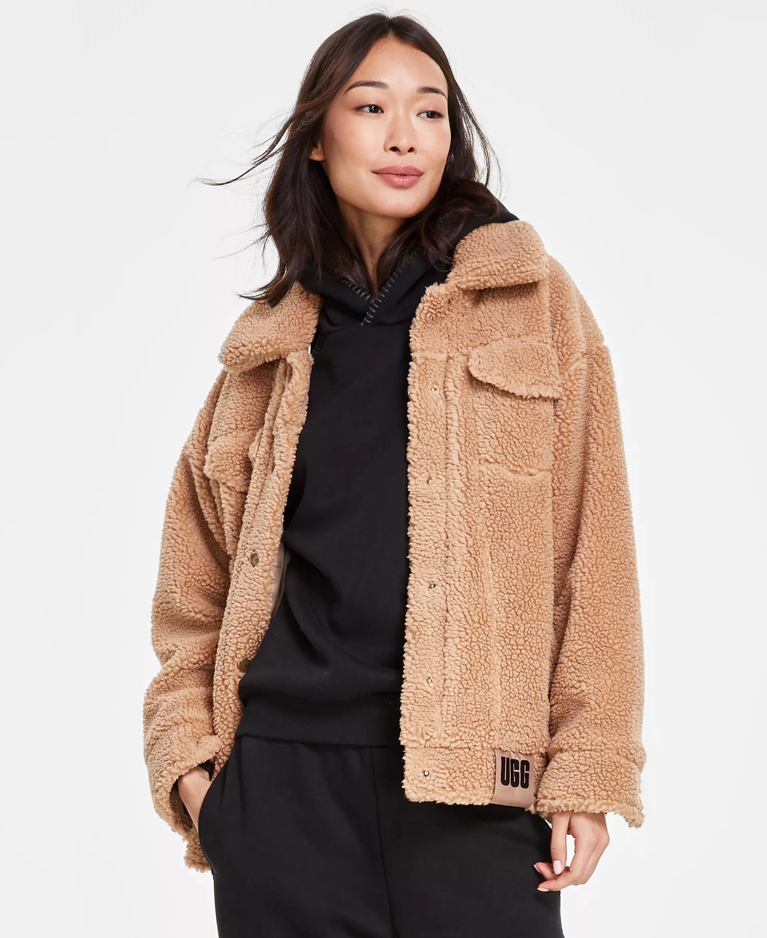 mni-c9353d7bc38d298c6a218a98662cd2a4 UGG Women's Frankie Sherpa Fleece Trucker Jacket — изображение 3