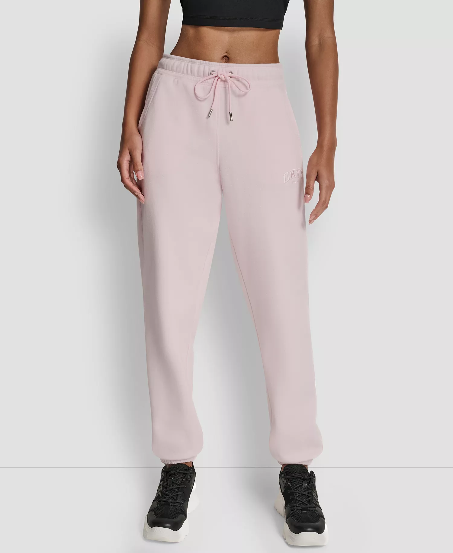 mni-cd9b5bfe7c25403c1b7b793b99711851 Women's Varsity Embroidered Logo Relaxed Pockets Pull-On Joggers — изображение 4