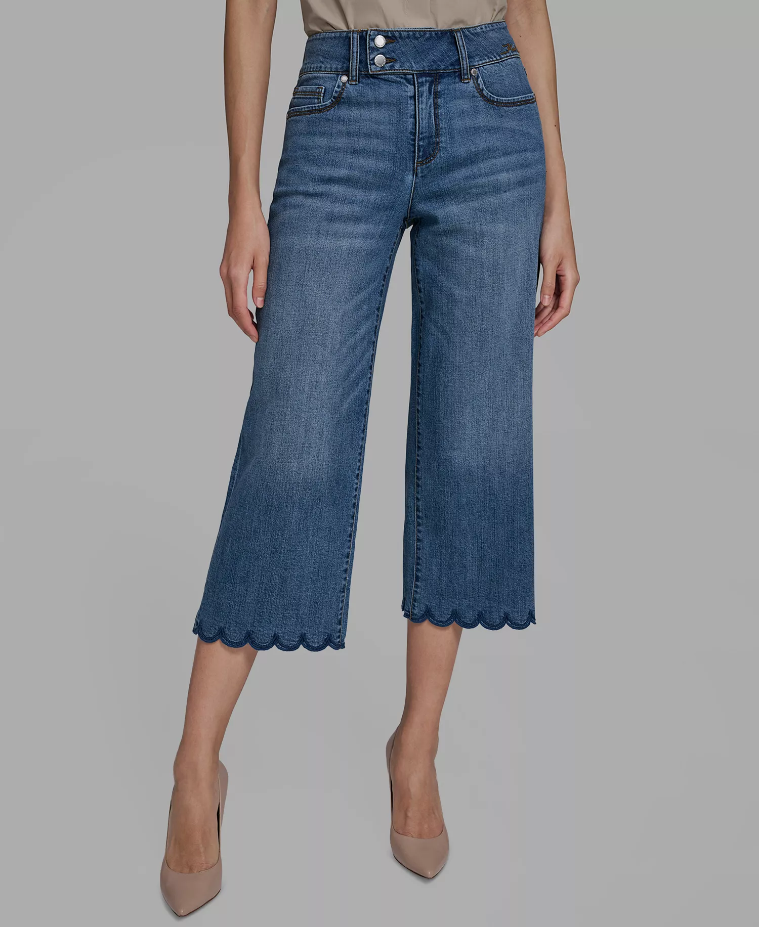 mni-ce3b913acbb4031c5a79bd5375f0fe15 Women's Scallop Cropped Denim Pants