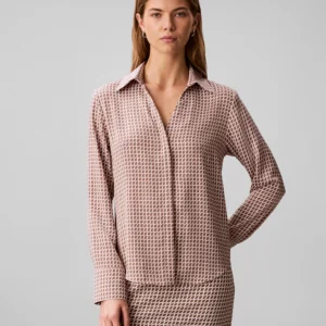 Women's Printed Button-Down Shirt