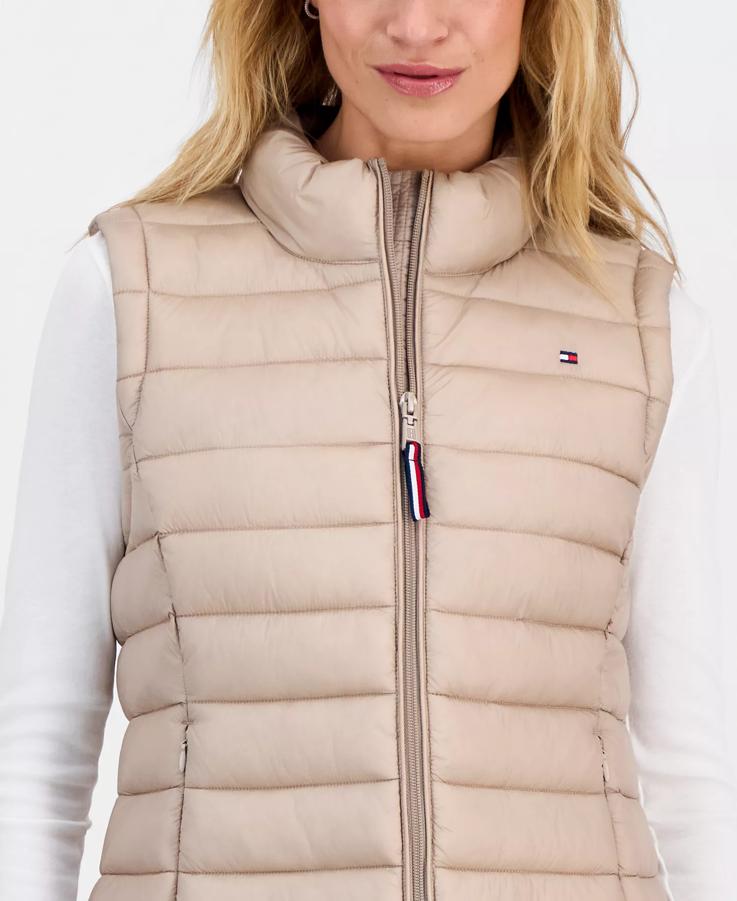 mni-e61ccd1f2657f4afdadde9266c055dd1 Women's Zip-Front Puffer Vest — изображение 3