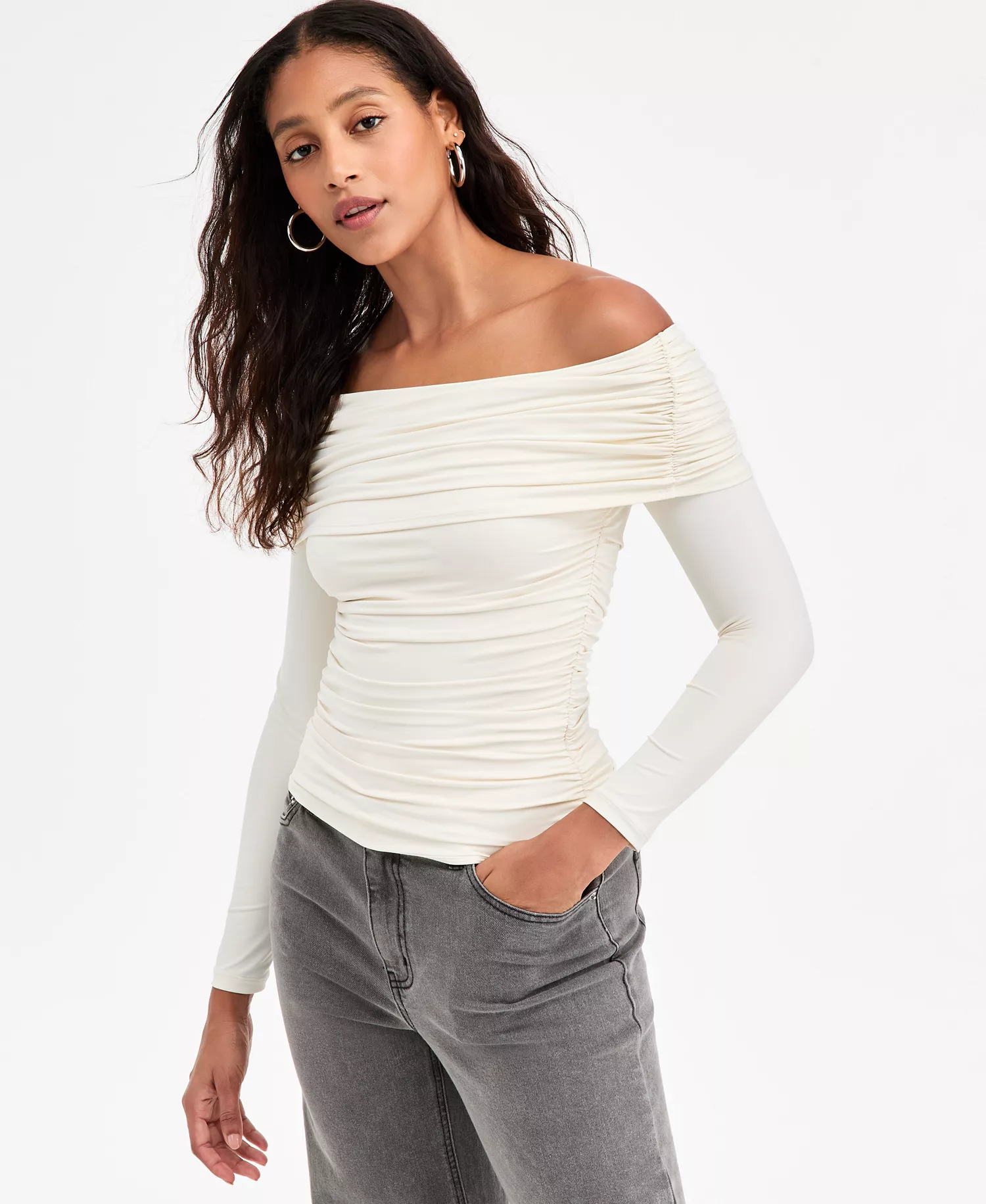 mni-fb800a022429304e71fd31c58363ff55 Women's Off-The-Shoulder Ruched Knit Top, Macy's Exclusive — изображение 3