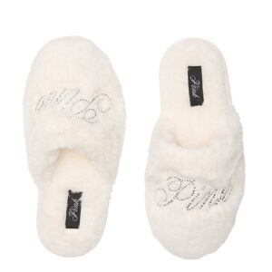 faux fur closed toe slippers