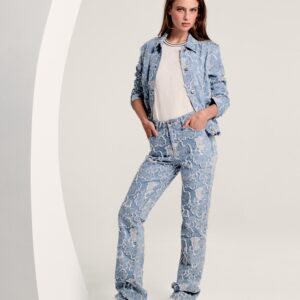 alt pdp editorial women 43 652cf5c3 15f0 4ac9 8d4c 6b4c4519dd43