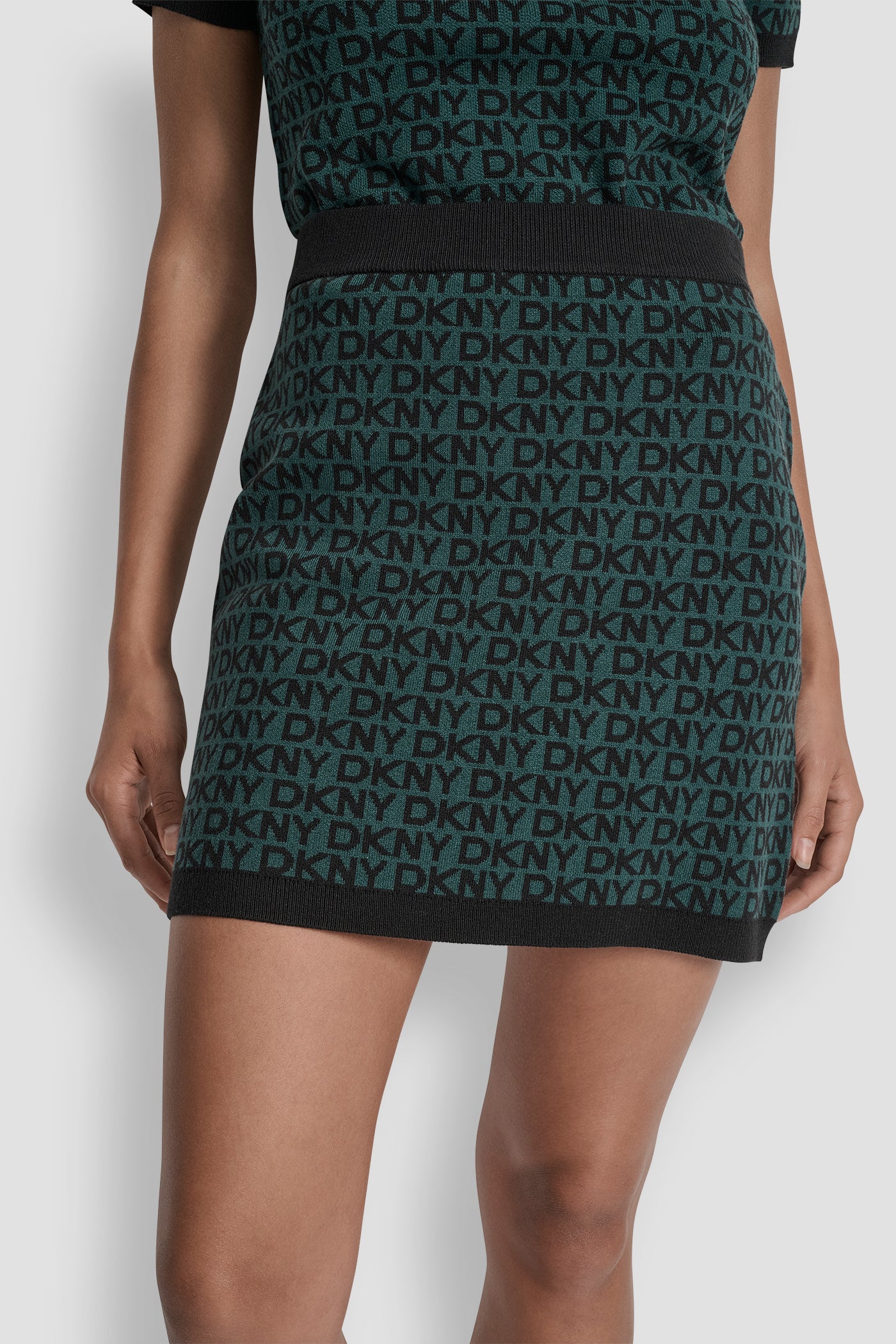 dknydj10425 32 dj5r0809 ogm fb 1 dknydj10425 32 dj5r0809 ogm fb 1