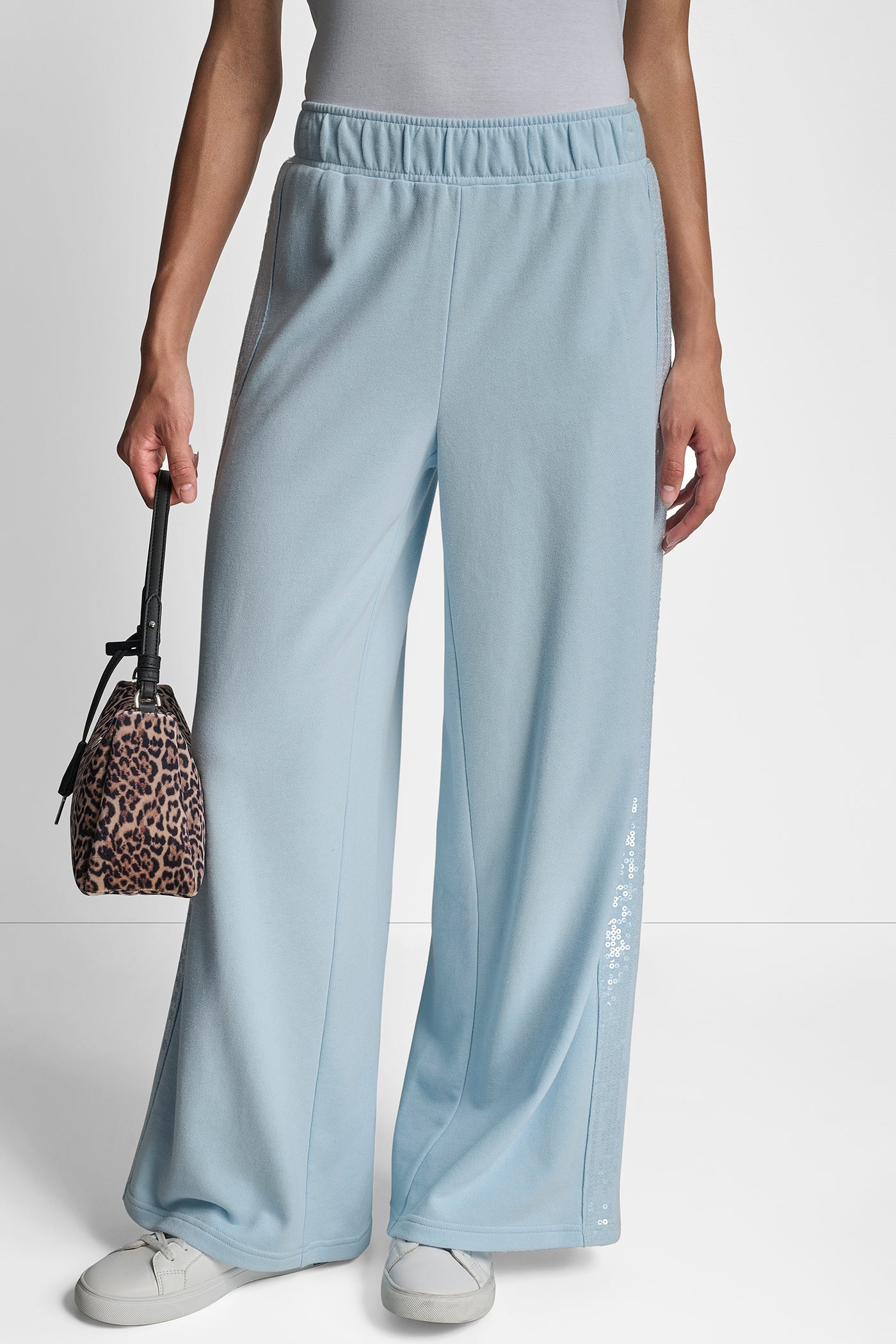 dknydj16825 26r dj6p3115 mon retailc 5db39015 30a5 4f6c a0e8 70123e5eeacf dknydj16825 26r dj6p3115 mon retailc 5db39015 30a5 4f6c a0e8 70123e5eeacf