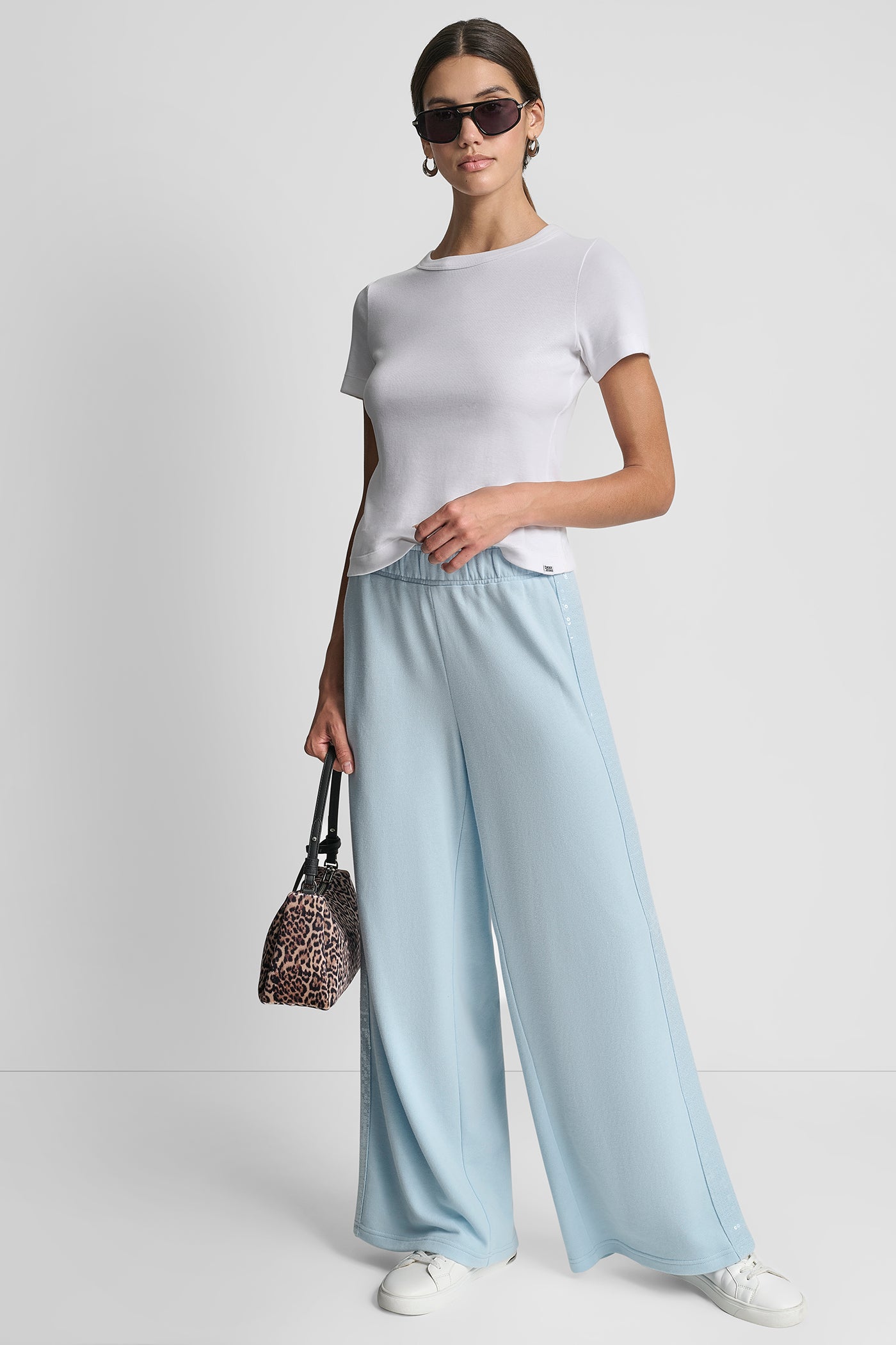 dknydj16825 26r dj6p3115 mon retaile 128200e4 0d59 471f bf43 df2fe46ed3c3 1 dknydj16825 26r dj6p3115 mon retaile 128200e4 0d59 471f bf43 df2fe46ed3c3 1